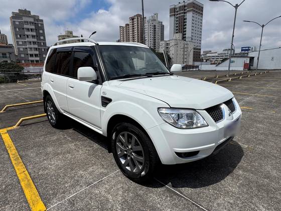 MITSUBISHI PAJERO TR4 2.0 4X2 16V 140CV FLEX 4P AUTOMÁTICO MITSUBISHI PAJERO TR4 2.0 4X2 16V 140CV FLEX 4P AUTOMÁTICO